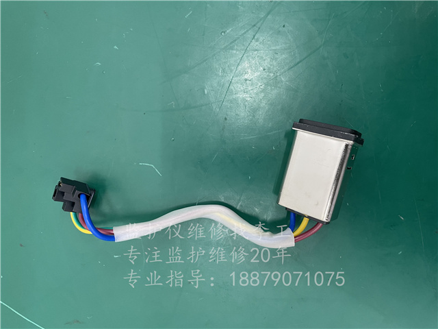 普美康XD100xeM290除顫儀三叉電源接口FN9222S-1-07